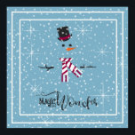 Pôster Magic and Wonder Christmas Snowman Blue ID440<br><div class="desc">Belo e minimalista design de poster de final de Natal, com um estilizado boneco de neve emoldurado em branco sobre um cadete azul espalhado com flocos de neve e estrelas. A tipografia de tendências de 'Magic and Wonder' completa a design. Adicione um nome para personalizar, se preferido. Procure ID440 para...</div>
