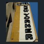 Poster Manhattan Building Art Deco<br><div class="desc">Art Deco é apenas um dos muitos tipos de arquitetura encontrados em Manhattan,  Nova Iorque. Os edifícios Art Deco podem não ser os mais comuns,  mas muitos nova-iorquinos consideram-nos os mais distintos.</div>