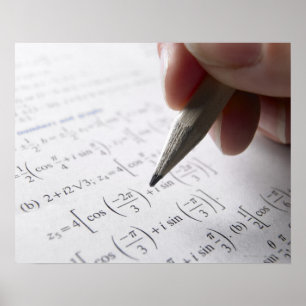 Pôster Mão que faz trabalhos de casa da matemática