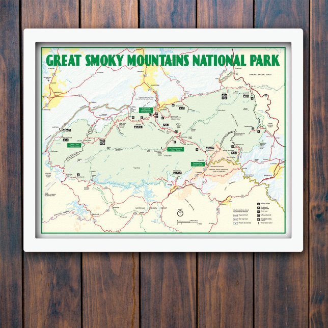 Poster Mapa Nacional do Parque Nacional das Montanhas do  (Criador carregado)