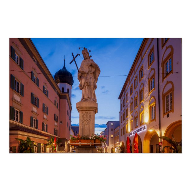 Pôster Max-Josefs-Platz und Nepumukbrunnen  bei Abenddämm (Frente)