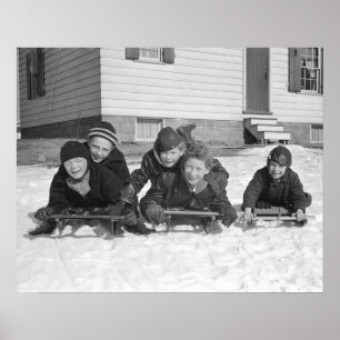 Pôster Meninos em trenó, 1936. Foto antiga