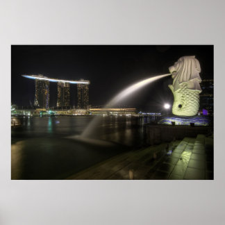 Pôster Merlion ao longo do rio Cingapura Marina à noite