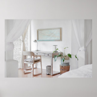 POSTER MESA VAZIA PERTO DA CURTINA