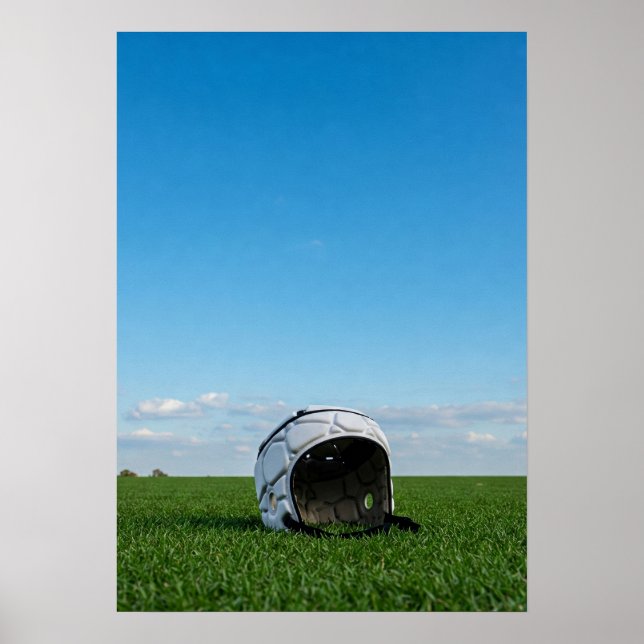 Poster Minimalist Rugby Helmet on Grass (Frente)