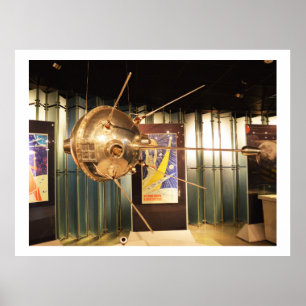 Poster Modelo de estação espacial automatizada Luna 1