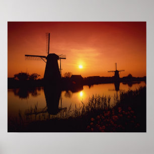 Pôster Moinhos de vento ao pôr do sol, Kinderdijk, País