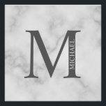 Pôster Monograma e Nome Personalizados do Marble Branco<br><div class="desc">O Design de Monograma e Nome Personalizado apresenta um monograma e um nome personalizados no estilo de fonte de serif clássico. Perfeito como decores caseiros, presentes para o lar, presentes de férias para a família, recém-casados e muito mais.</div>