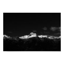 Montanha majestosa Triglav a preto e branco