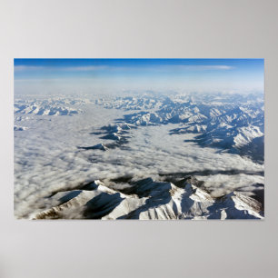 Poster montanhas do Himalaia sob nuvens - Tibete