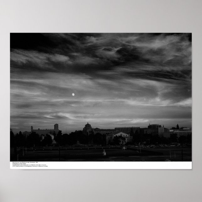 Pôster Moonrise, perto de Residence Halls, novembro de 19 (Frente)