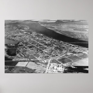 Poster Moses Lake, WA Aerial View of Town Photograph