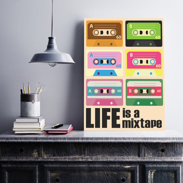 Pôster Motivação de Cassete de MixTape 80 (Brighten up your office or home entertaining area with this fun multi colored K7 music tapes poster.)