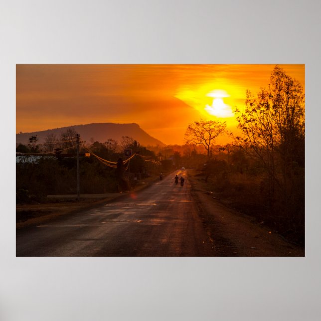 Pôster Moto-bicicleta no pôr do sol (Frente)