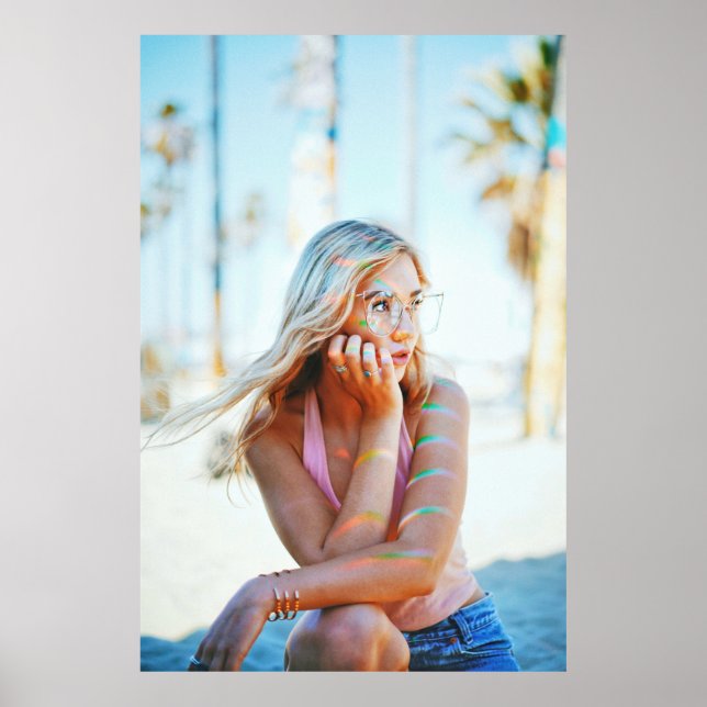 Poster Mulher acenando o cabelo pelo vento (Frente)