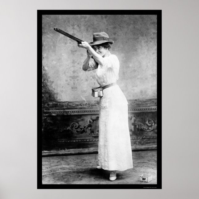 Poster Mulher caçadora de armadilhas com Shotgun 1914 (Frente)