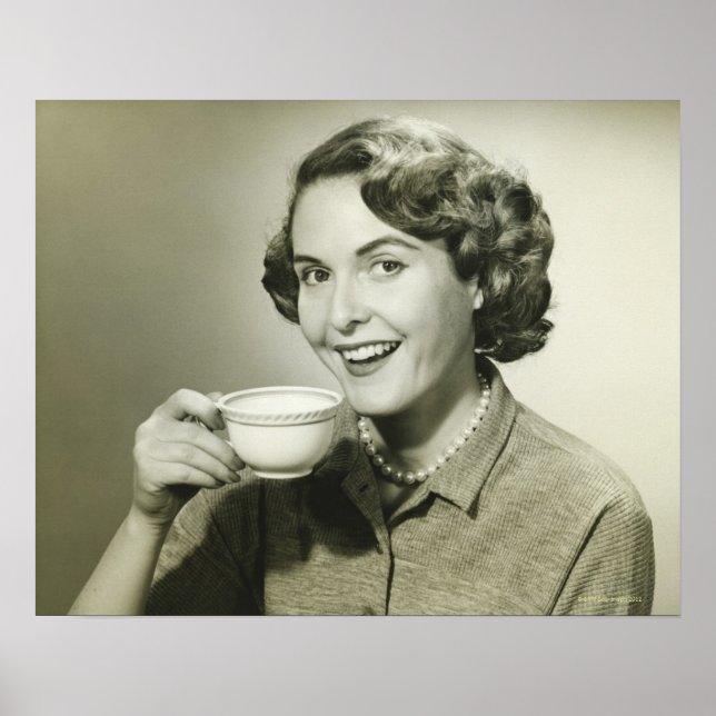 Pôster Mulher Segurando Cups (Frente)