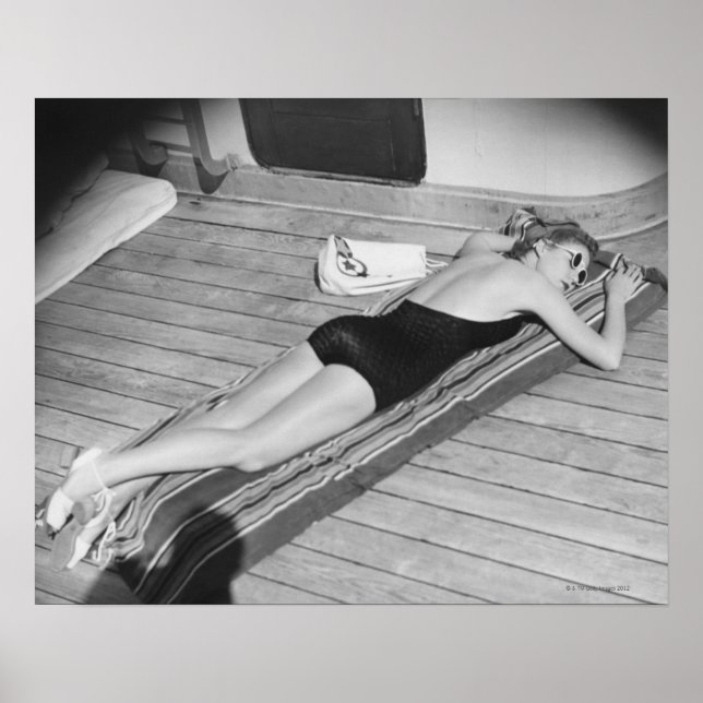 Poster Mulher Sun Tanning (Frente)