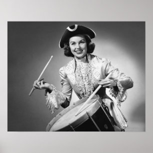 Pôster Mulher vestida como o baterista do americano