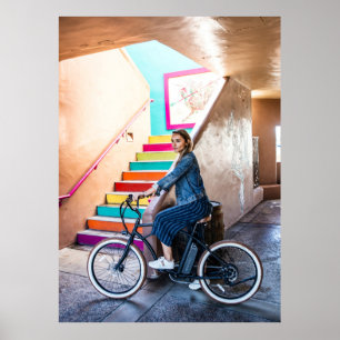 Poster Mulher vestindo jaqueta de denim azul e calções 