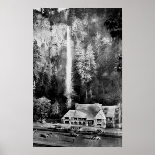 Poster Multnomah Falls and Lodge Photograph