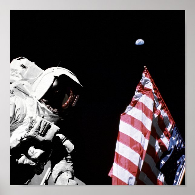 Pôster NASA Apollo 17 Astronauta Flag Earth Foto (Frente)