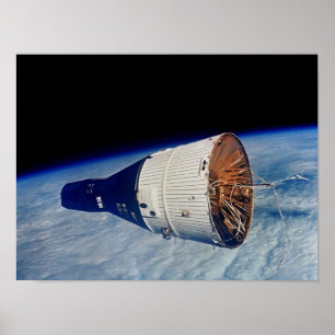 Pôster Nave espacial dos Gêmeos 7 como vista dos Gêmeos