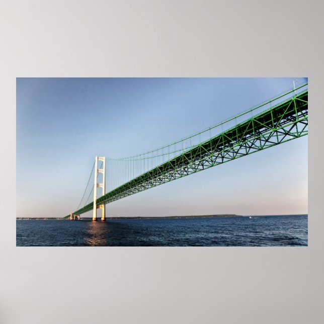 Pôster Navegando sob a ponte Mackinac (Frente)