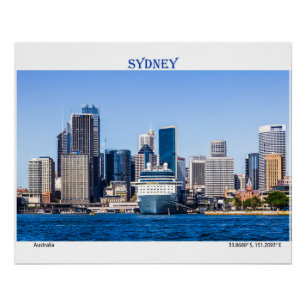Pôster Navio de cruzeiro atracado em Sydney Harbor