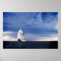 Navio De Navegação No Mar Báltico