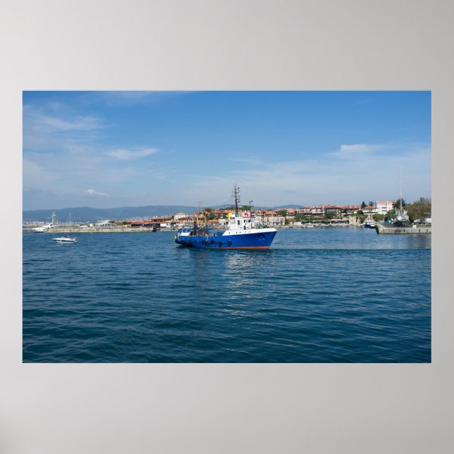Pôster Navio de pesca que vai para o mar (Frente)