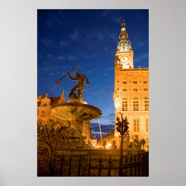 Poster Neptune Statue In Fountain (Frente)