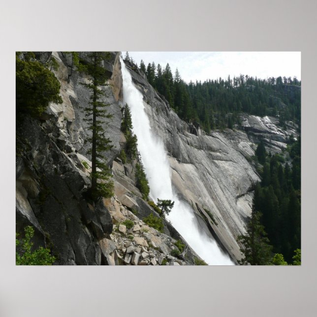 Pôster Nevada Falls no Parque Nacional de Yosemite (Frente)