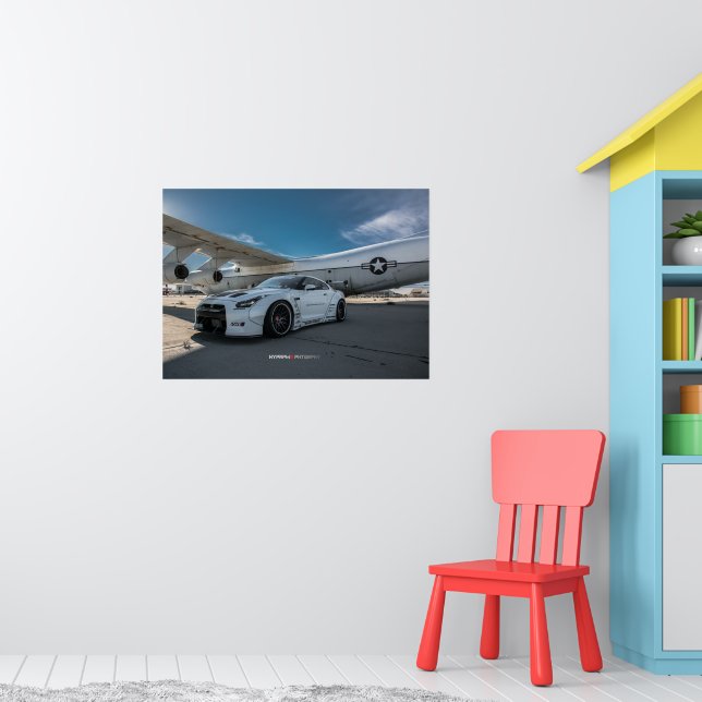 Poster Nissan GT-R R35 LibertyWalk Widebody com avião | Zazzle Brasil
