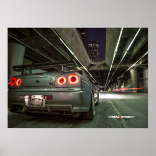 Pôster Nissan Skyline GT-R34 no Centro de Los Angeles