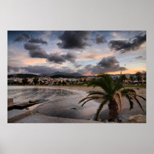 Pôster Noite atrasada na praia de Rethymnon em Crete