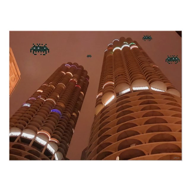 Pôster Noite dos Invasores da Marina City (Frente)