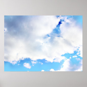Pôster Nuvens brancas inchado e céu azul