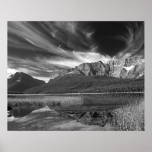 Pôster Nuvens Cirrus sobre o Lago Waterfowl, Banff