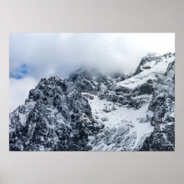 Poster Nuvens cobrindo montanhas majestosas