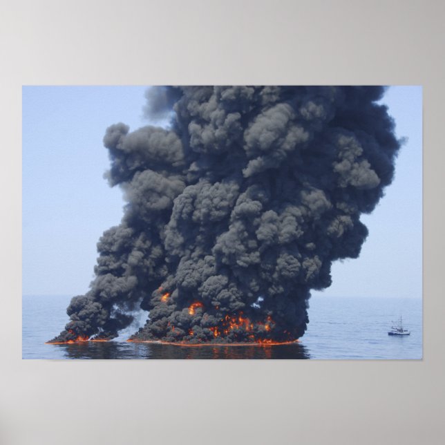 Pôster Nuvens escuras de fumaça e fogo emergem 2 (Frente)