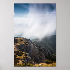 Poster Nuvens rolando sobre montanhas