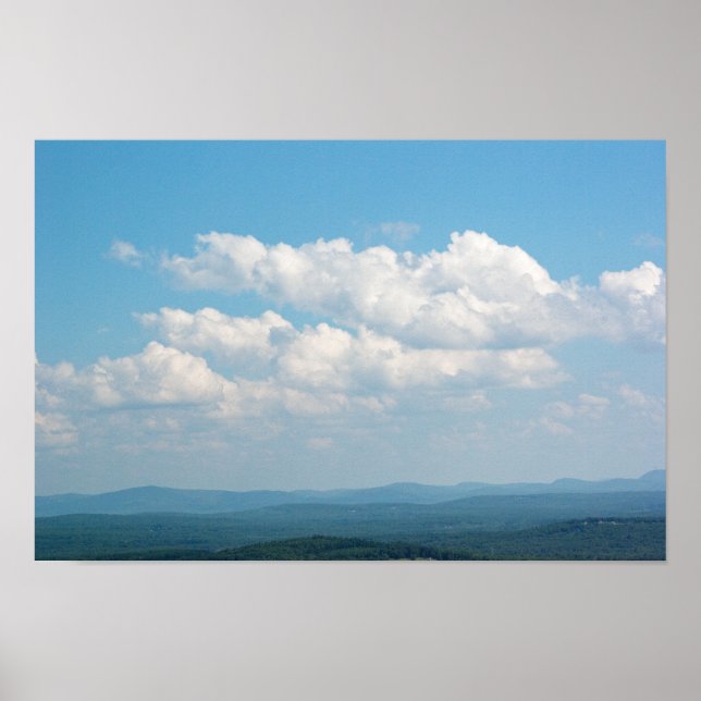 Poster Nuvens Sobre Montanhas (Frente)