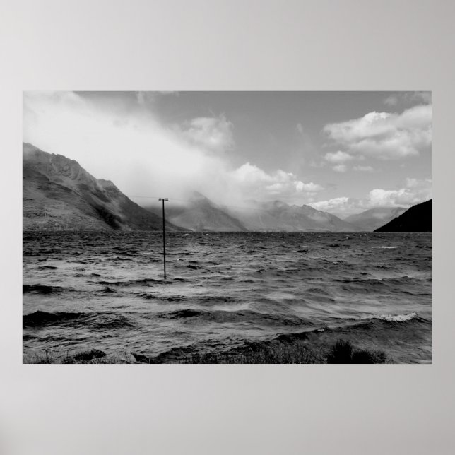 Poster Nuvens sobre o lago (Frente)