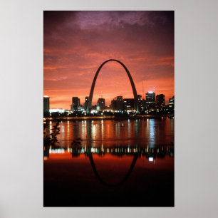 Pôster O arco de St Louis na fotografia do crepúsculo