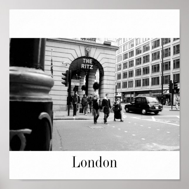Pôster O Hotel Ritz London (Frente)