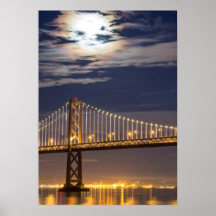 Pôster O moonrise hoje à noite sobre a ponte da baía