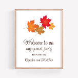 Poster O outono elegante deixa Festa de noivado bem-vinda<br><div class="desc">A festa de noivado de boas-vindas da poster de casamento elegante apresenta uma folhagem de queda vibrante em cores amarela,  dourada,  laranja,  cobre e vermelha. Personalize o texto castanho escuro com os nomes da noiva e do noivo.</div>
