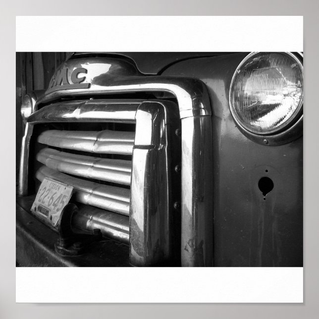Pôster O velho caminhão de cultivo do GMC que fotografei. (Frente)