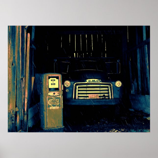 Poster O velho caminhão de cultivo do GMC que fotografei. (Frente)